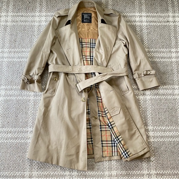 Vintage Burberry classic trench coat MENS plaid lining